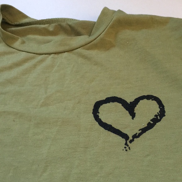 T-shirt - Picture 2 of 2